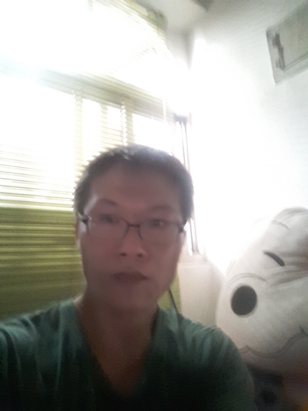 宏的第一张照片--重庆闪婚服务中心