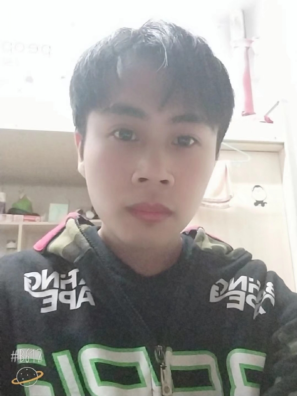 云哥的第一张照片--重庆闪婚服务中心
