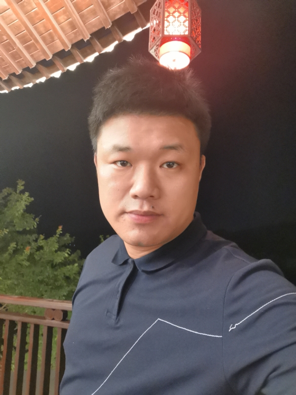 耿直boy的第一张照片--重庆闪婚服务中心